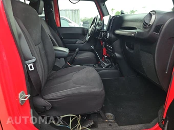 2013 Jeep Wrangler Unlimited Sport - miniatura 8
