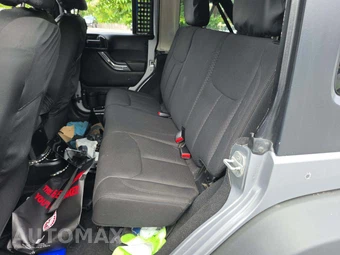 2013 Jeep Wrangler Unlimited Sport - miniatura 12