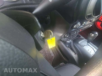 2013 Jeep Wrangler Unlimited Sport - miniatura 8
