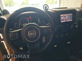 2013 Jeep Wrangler Unlimited Sport - miniatura 11