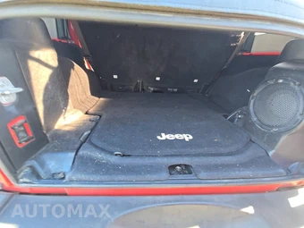 2013 Jeep Wrangler Unlimited Sport - miniatura 16