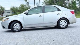 2013 Kia Forte EX Sedan - miniatura 15