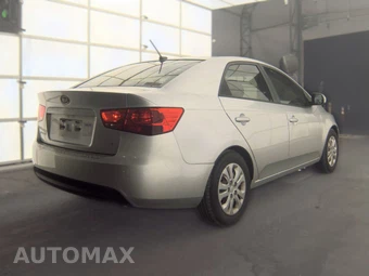 2013 Kia Forte EX Sedan – miniatura 4