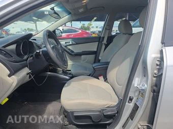 2013 Kia Forte EX Sedan – miniatura 7