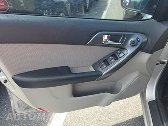 2013 Kia Forte EX Sedan – miniatura 9