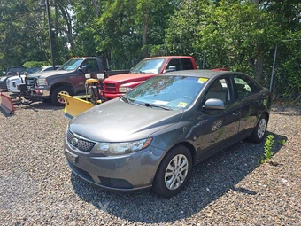 2013 Kia Forte EX Sedan