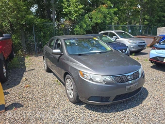 2013 Kia Forte EX Sedan – miniatura 4