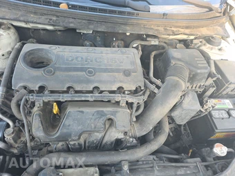 2013 Kia Forte LX Sedan – miniatura 15