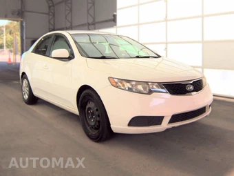 2013 Kia Forte LX Sedan – miniatura 3