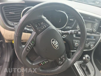 2013 Kia Optima Hybrid LX – miniatura 10