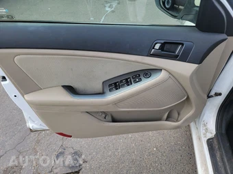 2013 Kia Optima LX – miniatura 9