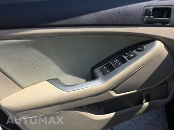 2013 Kia Optima LX – miniatura 9