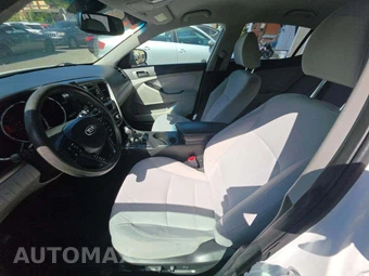 2013 Kia Optima LX – miniatura 6