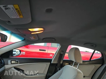 2013 Kia Optima LX - miniatura 17