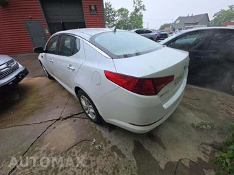 2013 Kia Optima LX - miniatura 2