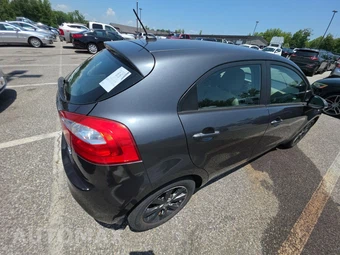 2013 Kia Rio 5-Door EX Hatchback - miniatura 4