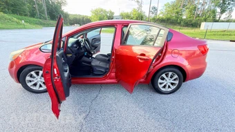 2013 Kia Rio EX Sedan - miniatura 18