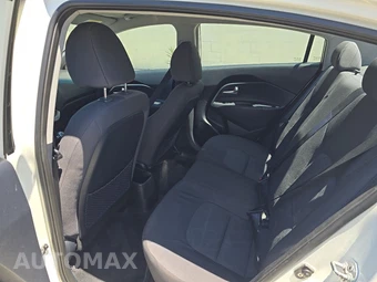 2013 Kia Rio LX Sedan – miniatura 13