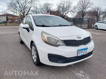 2013 Kia Rio LX Sedan - miniatura 2