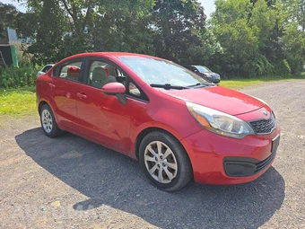 2013 Kia Rio LX Sedan – miniatura 4