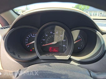 2013 Kia Rio LX Sedan – miniatura 9