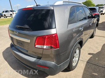 2013 Kia Sorento LX – miniatura 4