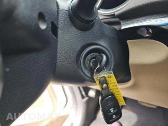 2013 Kia Sorento LX – miniatura 8