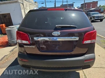 2013 Kia Sorento LX – miniatura 5