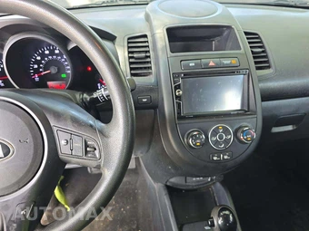 2013 Kia Soul – miniatura 10