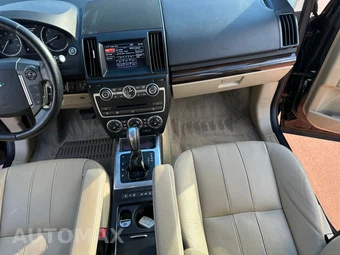 2013 Land Rover LR2 HSE – miniatura 33