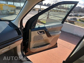 2013 Land Rover LR2 HSE – miniatura 36