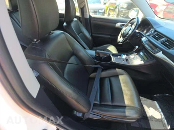 2013 Lexus CT 200h – miniatura 18