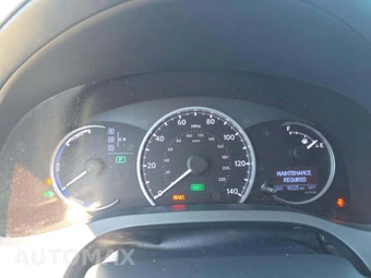 2013 Lexus CT 200h – miniatura 9