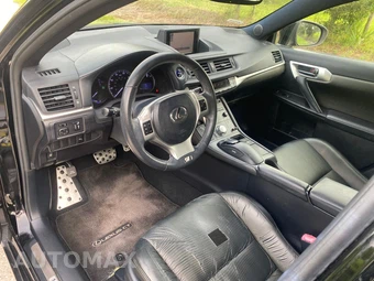 2013 Lexus CT 200h - miniatura 17