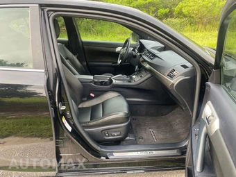 2013 Lexus CT 200h - miniatura 27