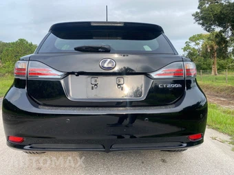 2013 Lexus CT 200h - miniatura 8