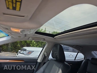 2013 Lexus ES 300h – miniatura 18