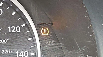 2013 Lexus ES 300h – miniatura 21