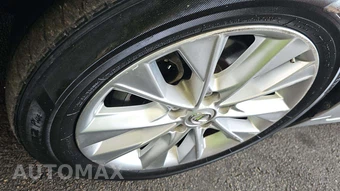 2013 Lexus ES 300h – miniatura 32