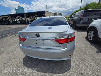 2013 Lexus ES 300h – miniatura 5