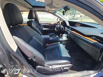 2013 Lexus ES 300h – miniatura 15