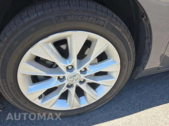 2013 Lexus ES 300h – miniatura 20