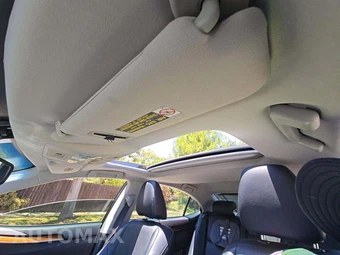 2013 Lexus ES 300h – miniatura 8