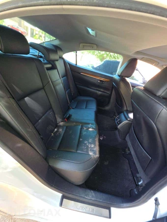 2013 Lexus ES 300h - miniatura 16