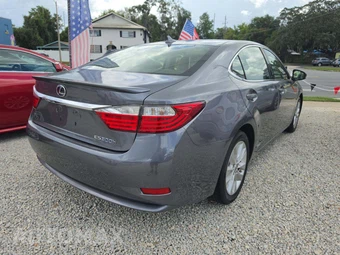 2013 Lexus ES 300h - miniatura 3