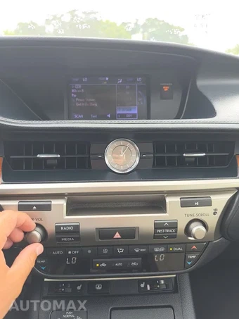 2013 Lexus ES 300h - miniatura 34