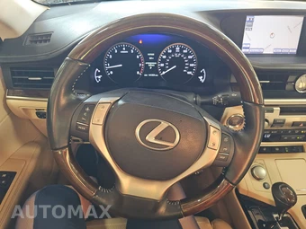 2013 Lexus ES 350 - miniatura 10