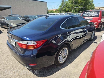 2013 Lexus ES 350 – miniatura 3