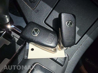 2013 Lexus ES 350 – miniatura 5
