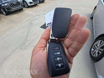 2013 Lexus ES 350 – miniatura 5
